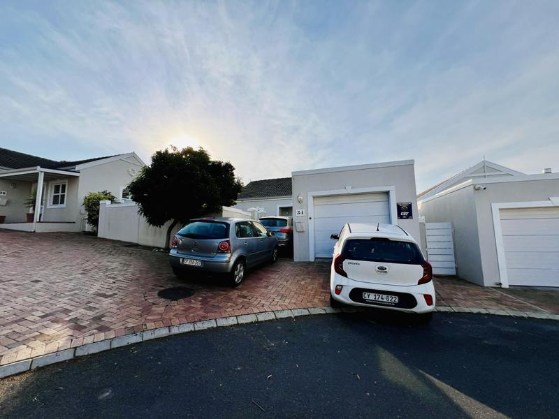 3 Bedroom Property for Sale in Pinehurst Western Cape